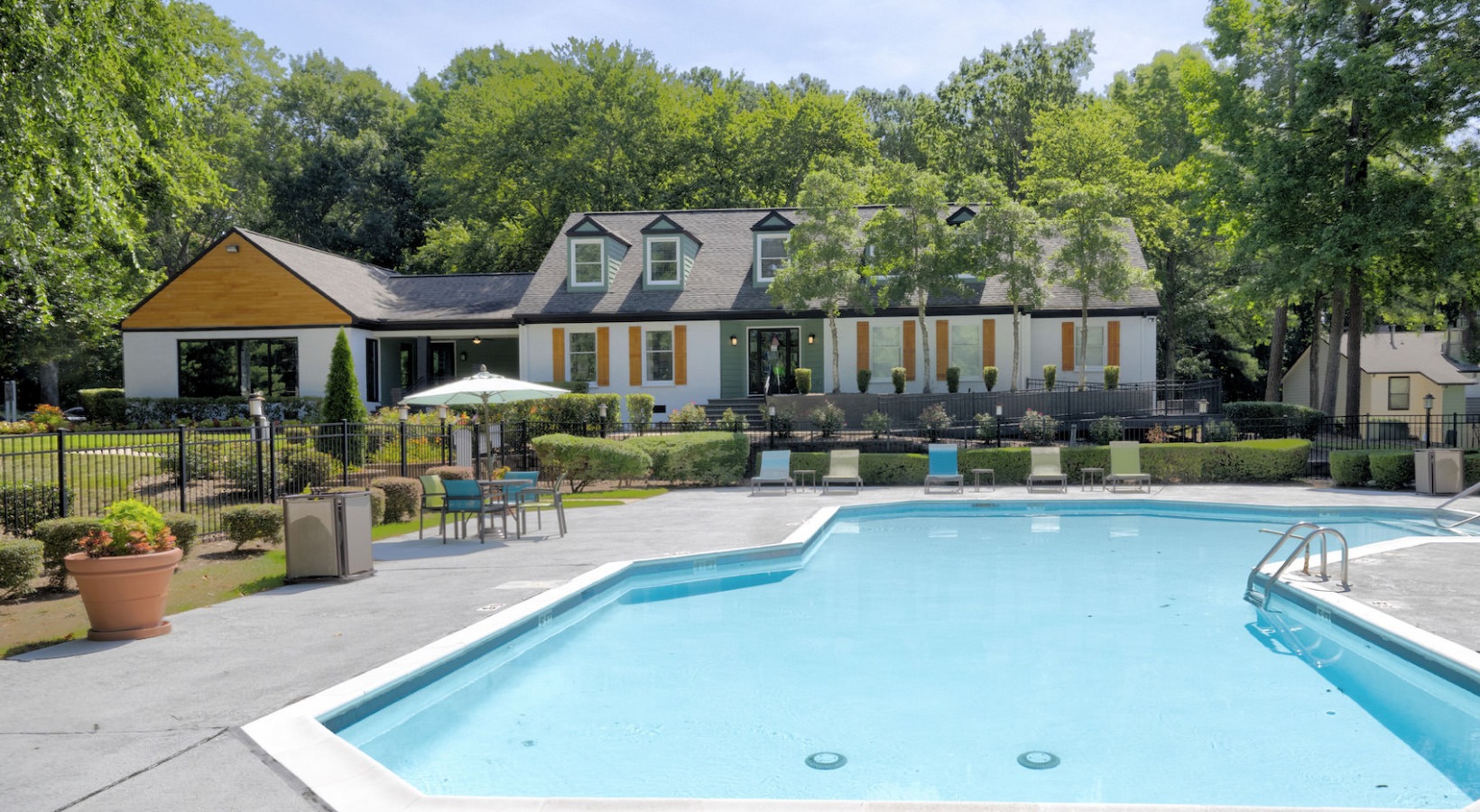 the pool at The  Hargrove at Southpoint